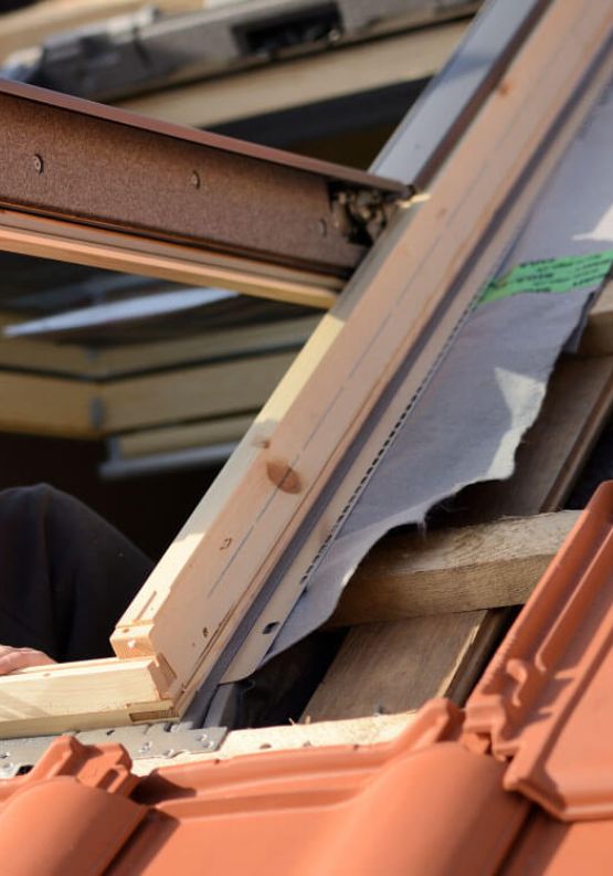 Pose de velux à Bonneuil-sur-Marne (94380) dans le Val de Marne (94). Pose de velux à Bonneuil-sur-Marne (94380) dans le Val de Marne (94).