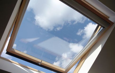 Pose de velux à Bonneuil-sur-Marne (94380) dans le Val de Marne (94) Pose de velux à Bonneuil-sur-Marne (94380) dans le Val de Marne (94)